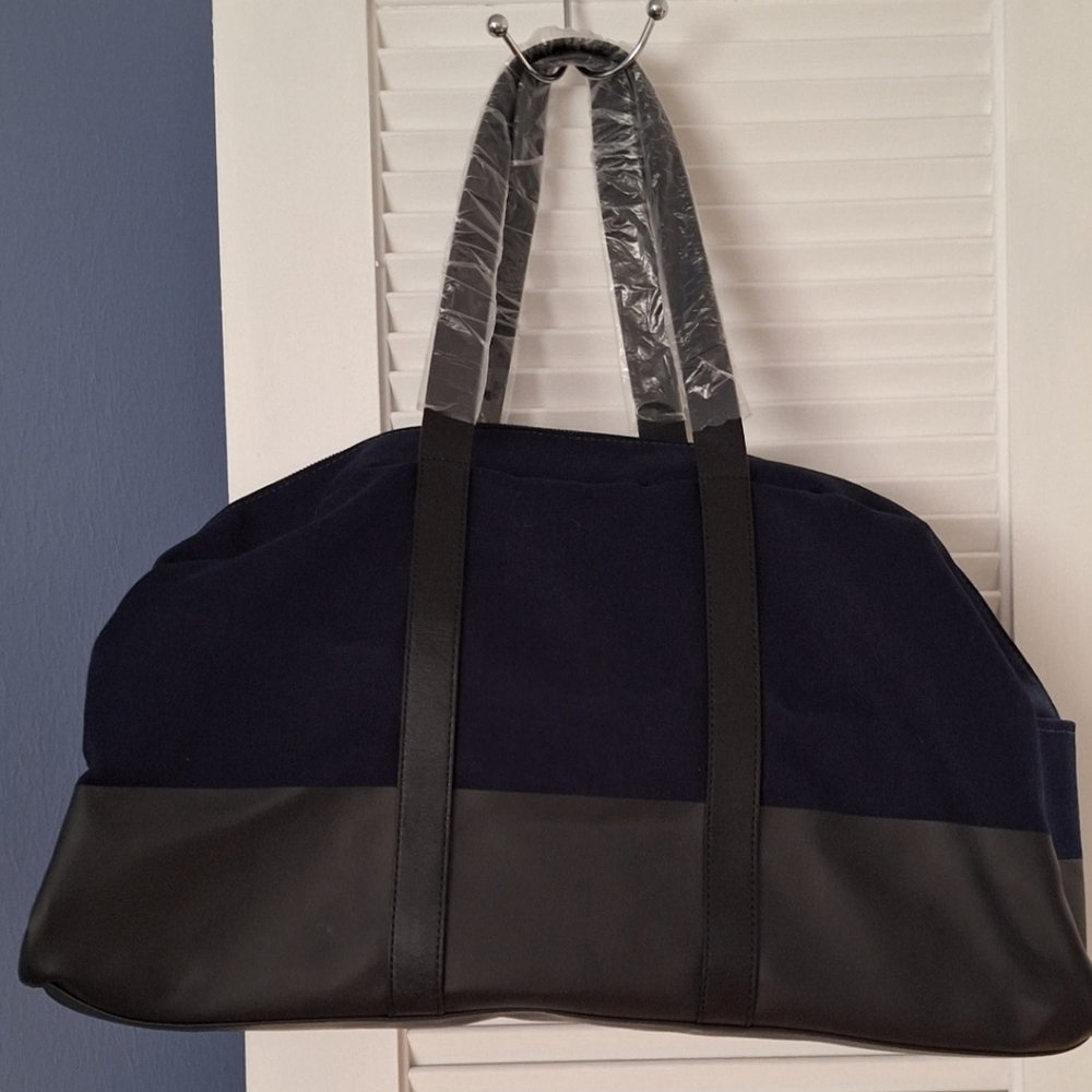 Everlane New The Dipped Weekender Duffle Bag Navy/black Large Twill - Picture 4 of 15